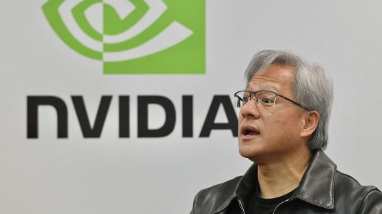 曝与陈立武是老朋友 黄仁勋宣布与英特尔合作将撬动500亿美元市场